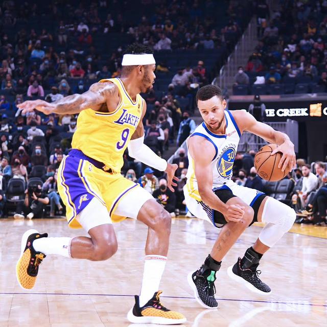 的禁区跑位 的禁区跑位